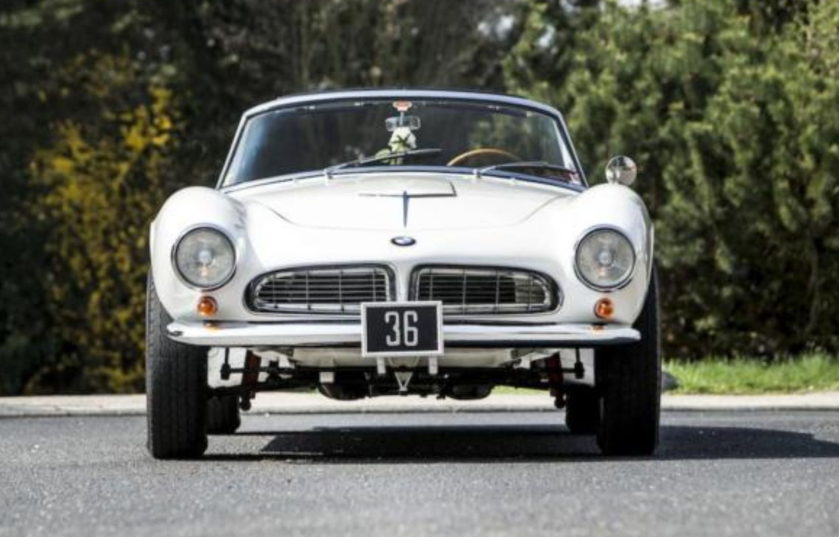 Η πανάκριβη και σπάνια BMW του τέως βασιλιά Κωνσταντίνου – Πού βρίσκεται σήμερα