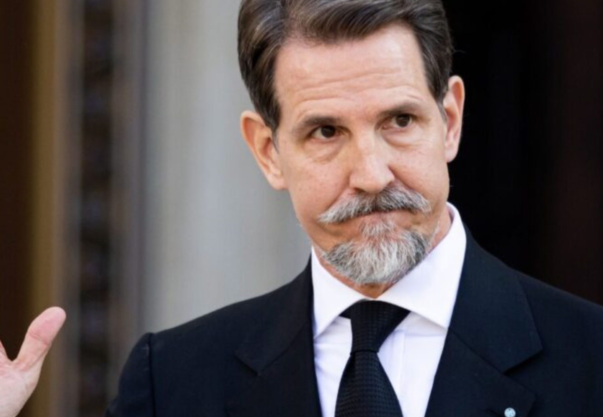 «Το απόλυτο πάντρεμα»: Ο Καραχάλιος βλέπει συνεργασία Καρυστιανού και Παύλου Ντε Γκρες