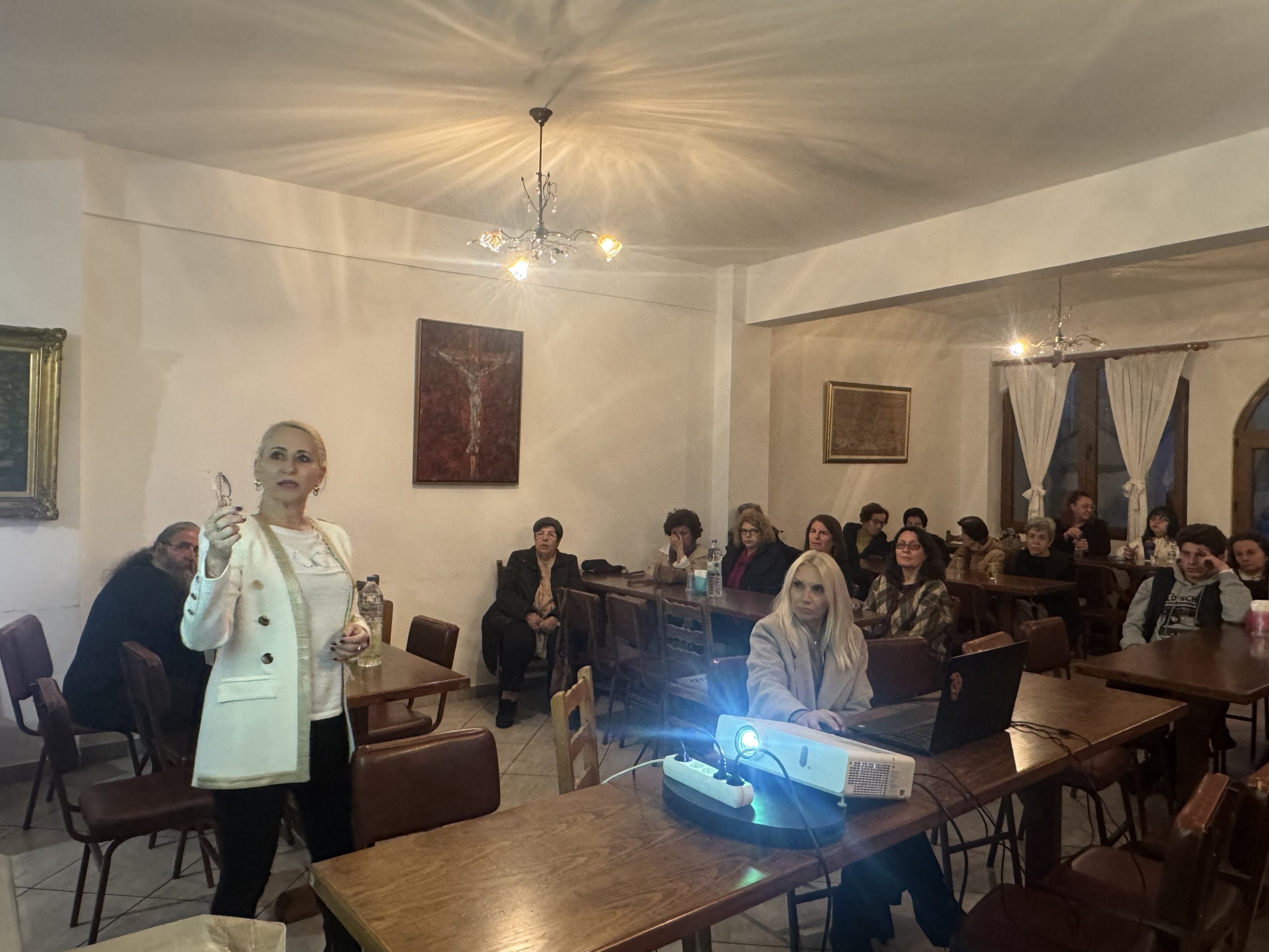 Εύβοια: Με μεγάλη επιτυχία η η τελευταία ομιλία της Σχολής Γονέων στην Αμάρυνθο