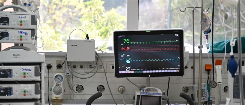 Καλλιθέα: Μάχη για τη ζωή της δίνει η 2χρονη – Της έκαναν 40 λεπτά ΚΑΡΠΑ