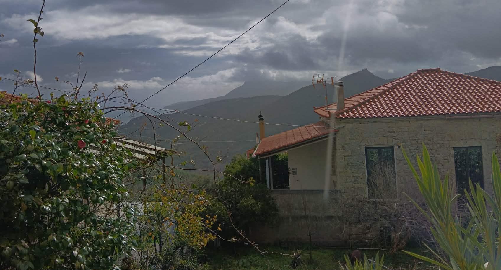 Καιρός: Συννεφιά και λίγες βροχές σήμερα στην Εύβοια