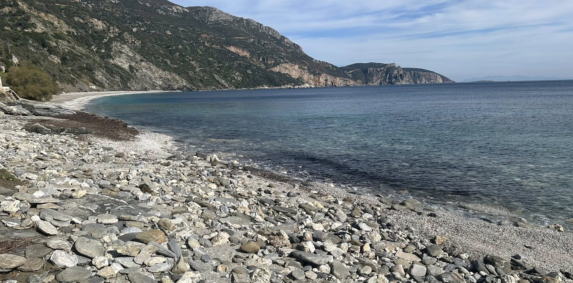 Εύβοια: Η κακοκαιρία «εξαφάνισε» μαγική παραλία – Συγκλονιστικές εικόνες