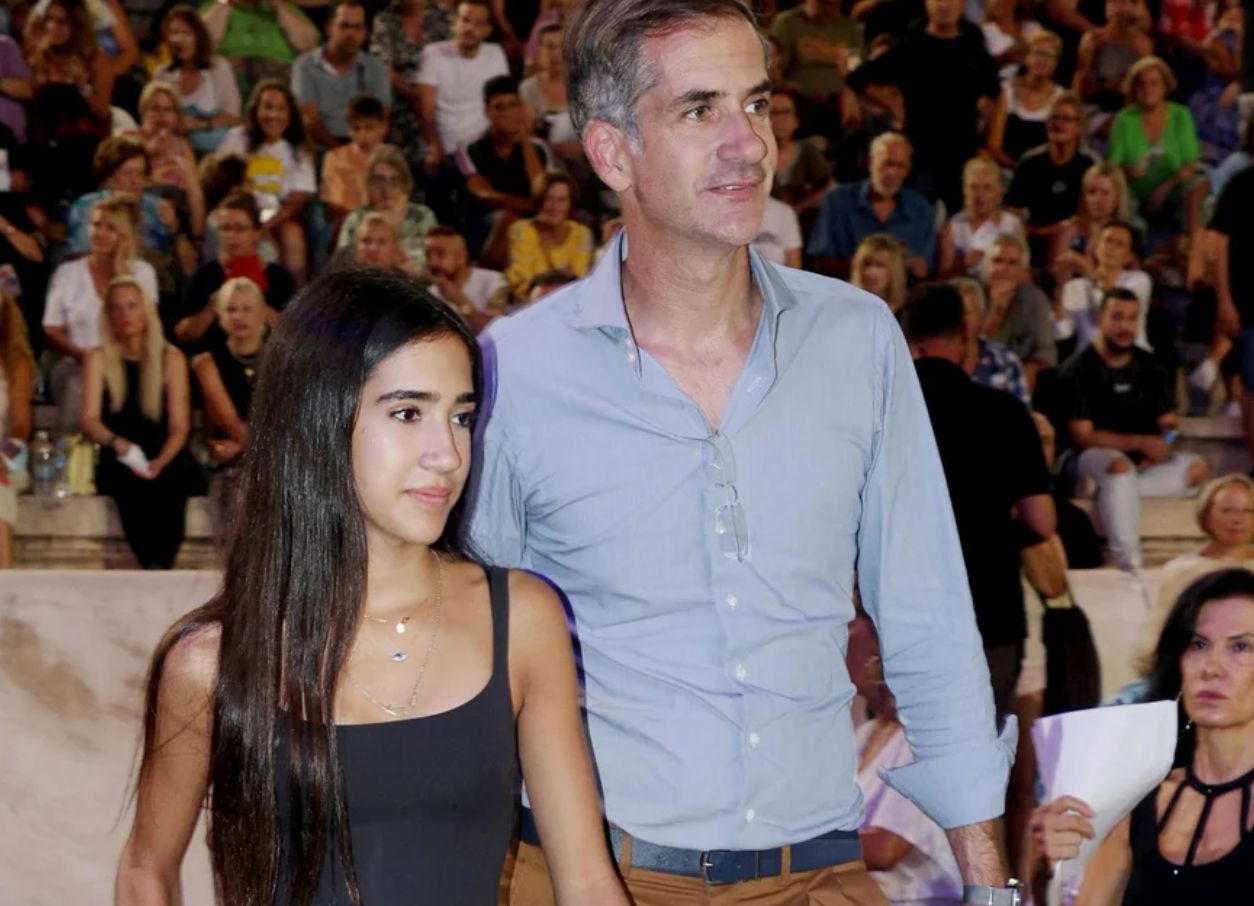 Ανερχόμενο αστέρι του στίβου: Δείτε την 17χρονη κόρη του Κώστα Μπακογιάννη