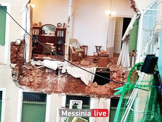 Μεσσήνη: Κατέρρευσε τοίχος σπιτιού από την έντονη βροχόπτωση