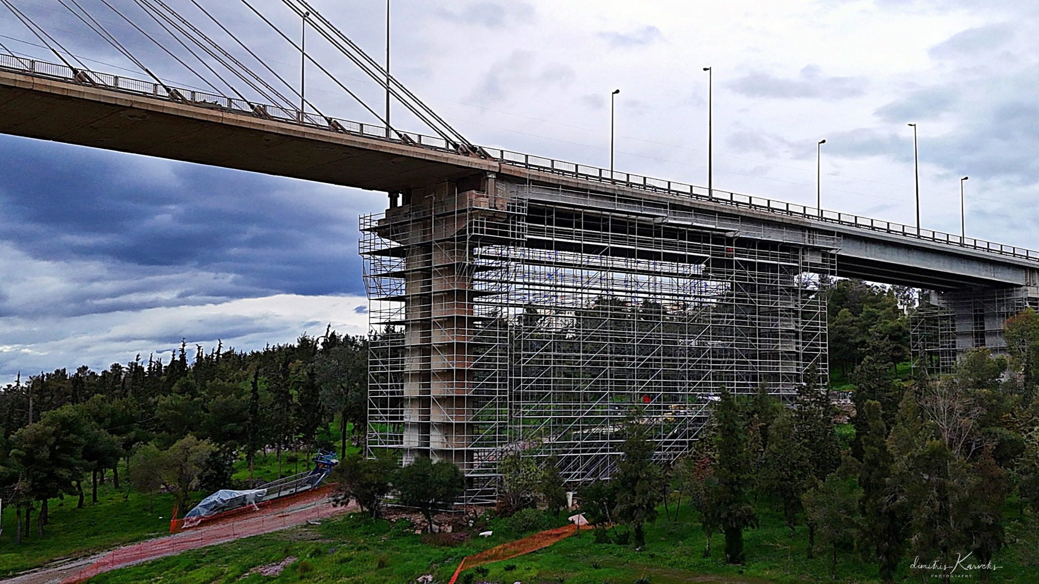 Ξεκίνησαν τα έργα στην υψηλή γέφυρα της Χαλκίδας – Πότε θα κλείσει