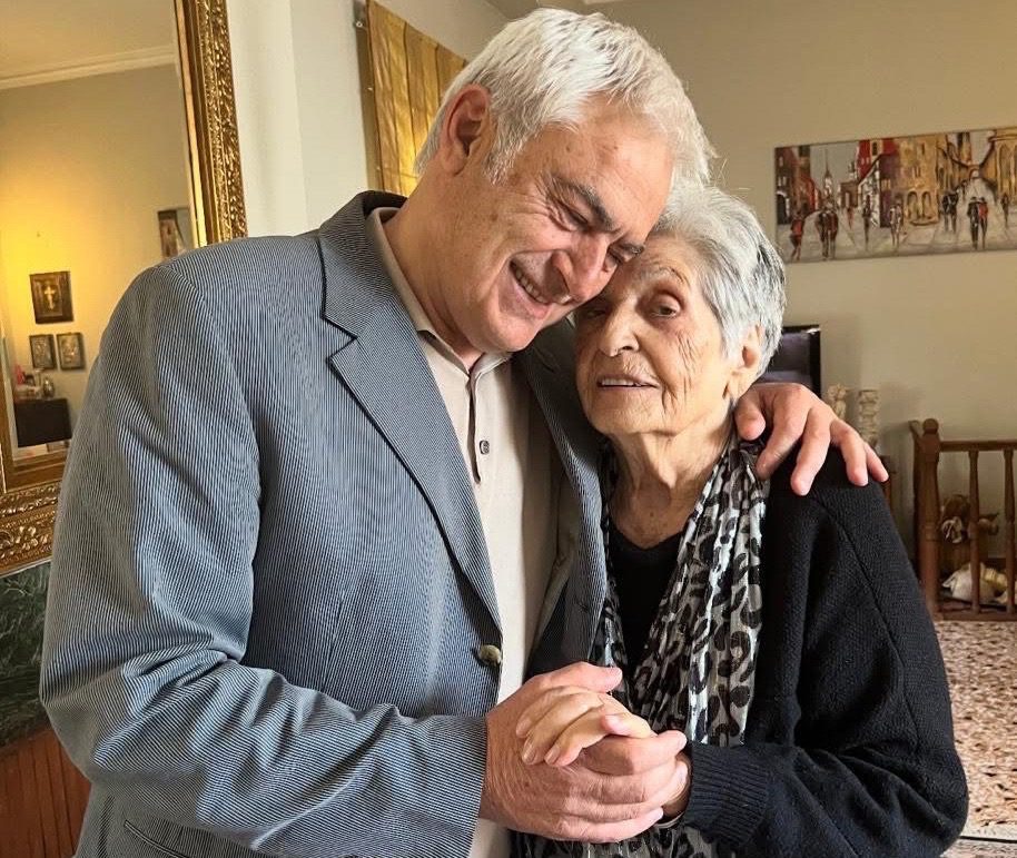 Χαλκίδα: Συγκινεί ο Γιώργος Σπύρου για τις γυναίκες της ζωής του!