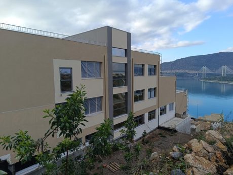 Ολοκληρώθηκε νέο σχολείο στην Εύβοια – Πότε θα γίνουν τα εγκαίνια