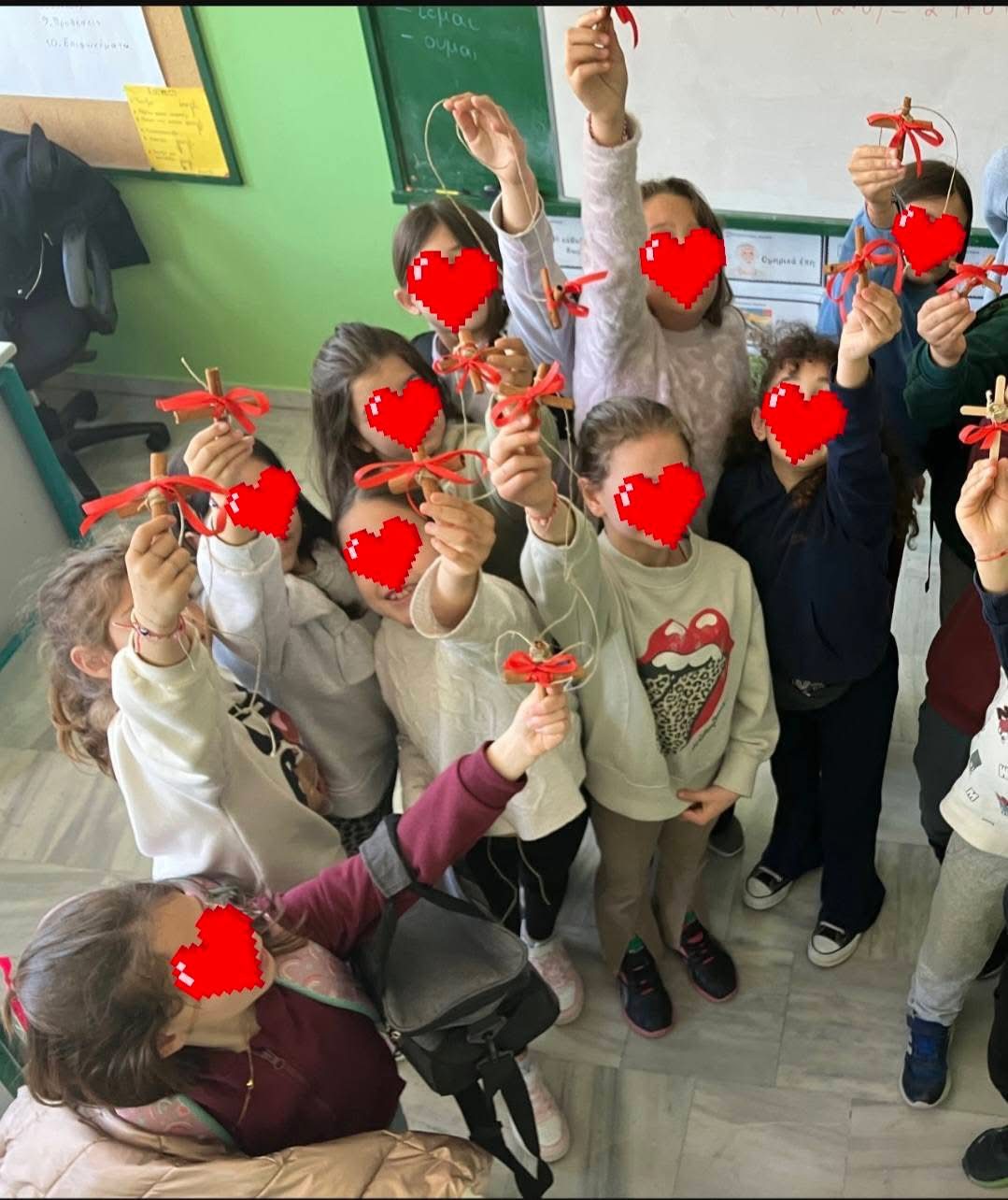 Εύβοια: Συγκινούν μαθητές δημοτικού με δημιουργίες για την Κυριακή της Σταυροπροσκυνήσεως