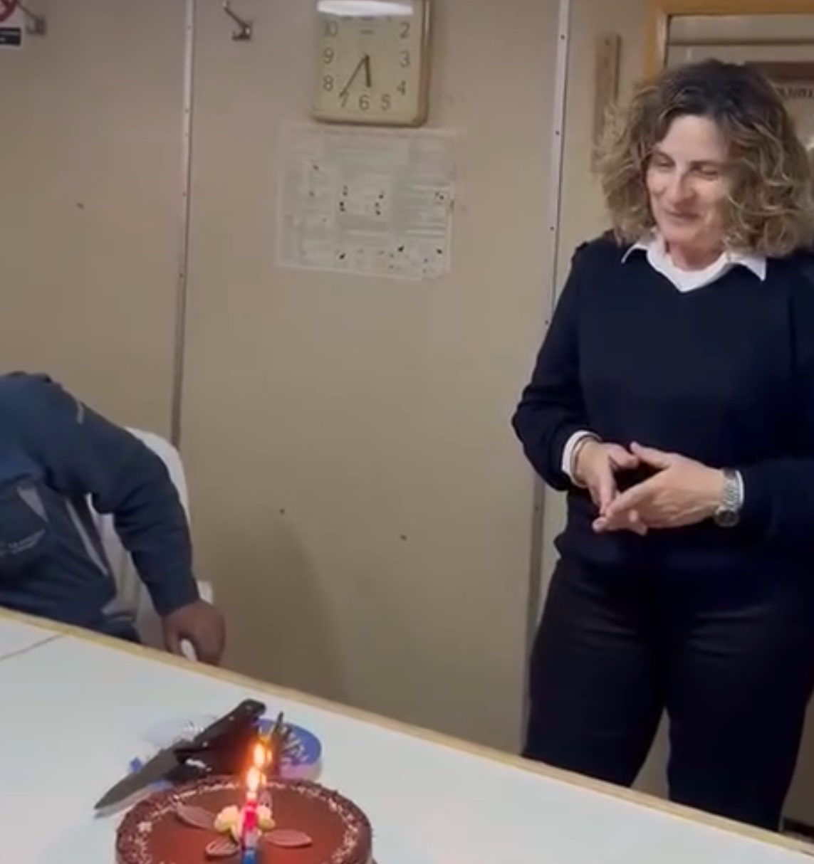 Εύβοια: Γενέθλια εν πλω! Έκπληξη με συναδελφικότητα στον Αχχιλέα