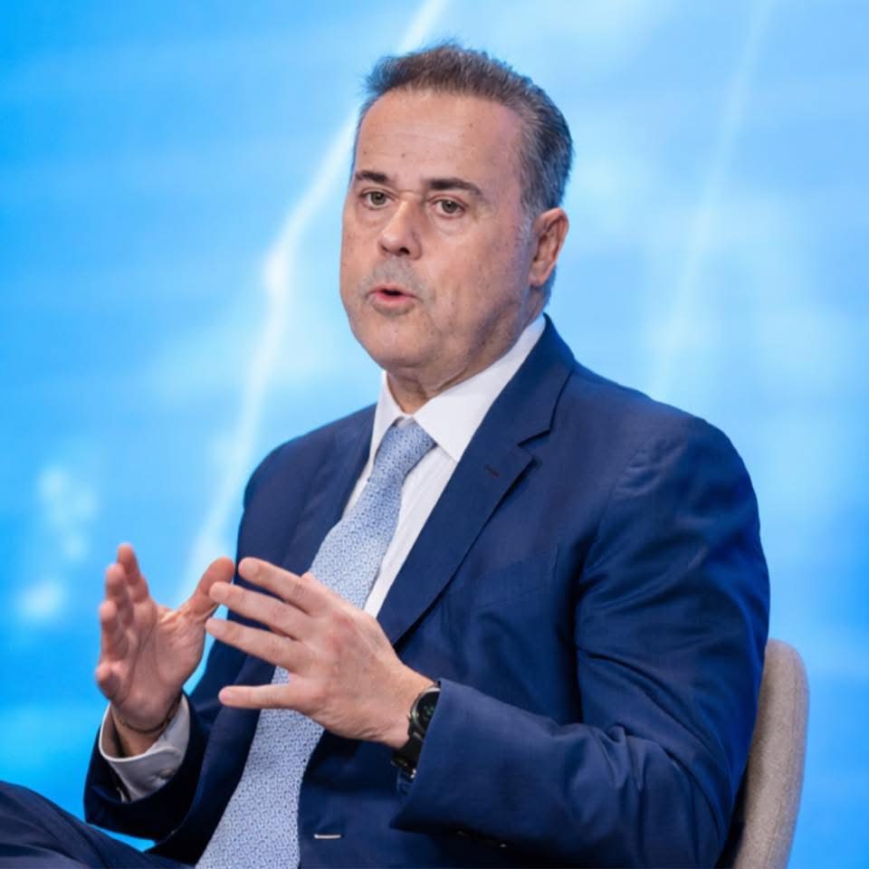 Συνάντηση Παπασταύρου με Chevron: Σεισμικές έρευνες νοτίως της Κρήτης έως το 2026