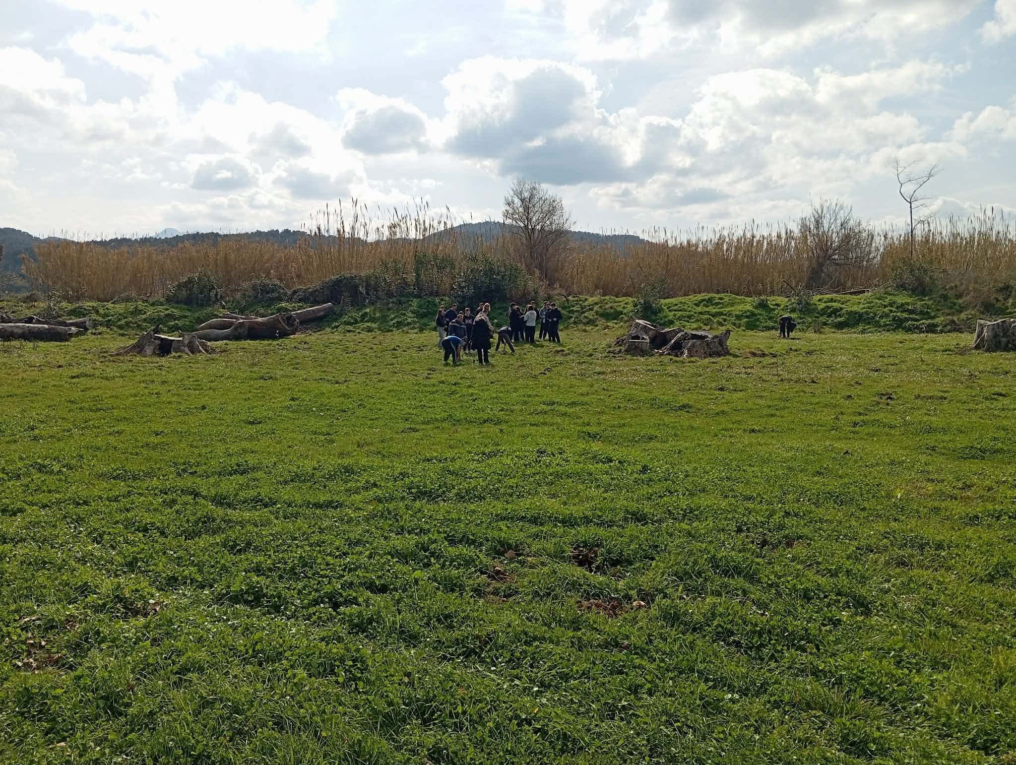 Συγκίνησαν μαθητές και καθηγητές στην Εύβοια: Δείτε τι έκαναν σε αυτό το χωριό