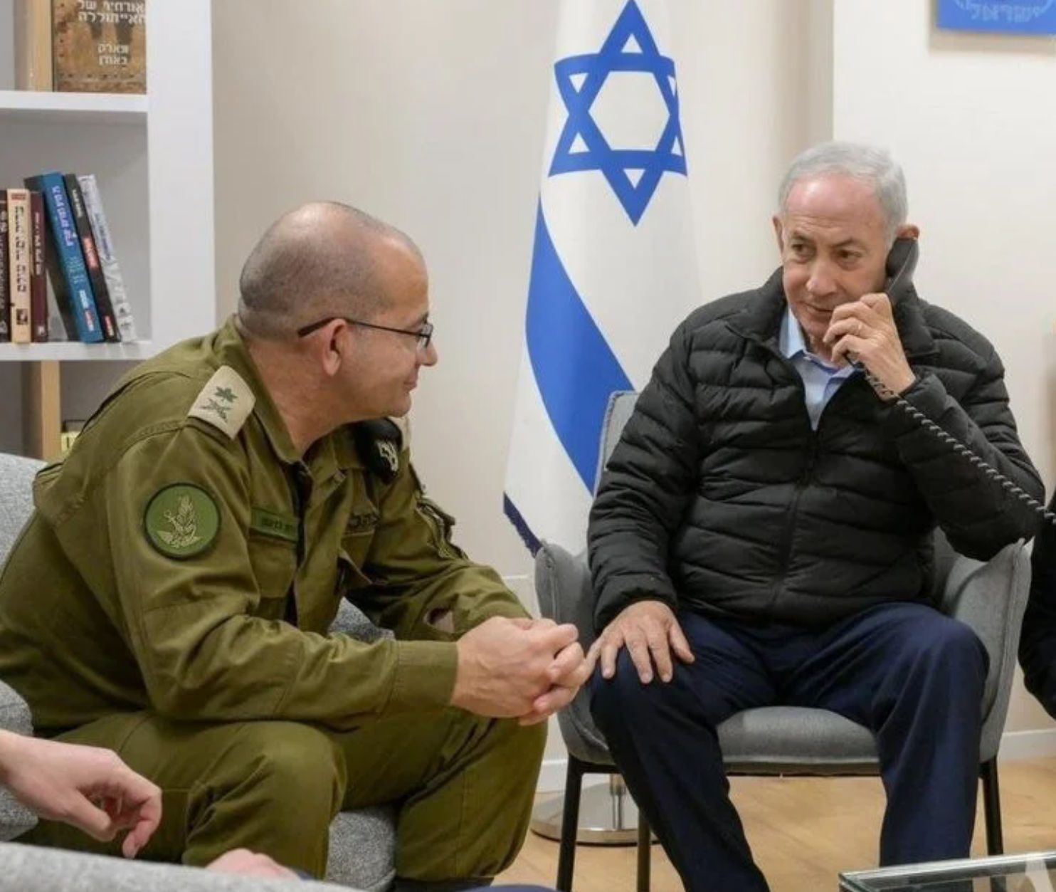 Το Ισραήλ «αποκεφάλισε» την ιρανική ηγεσία μέσα σε μία νύχτα