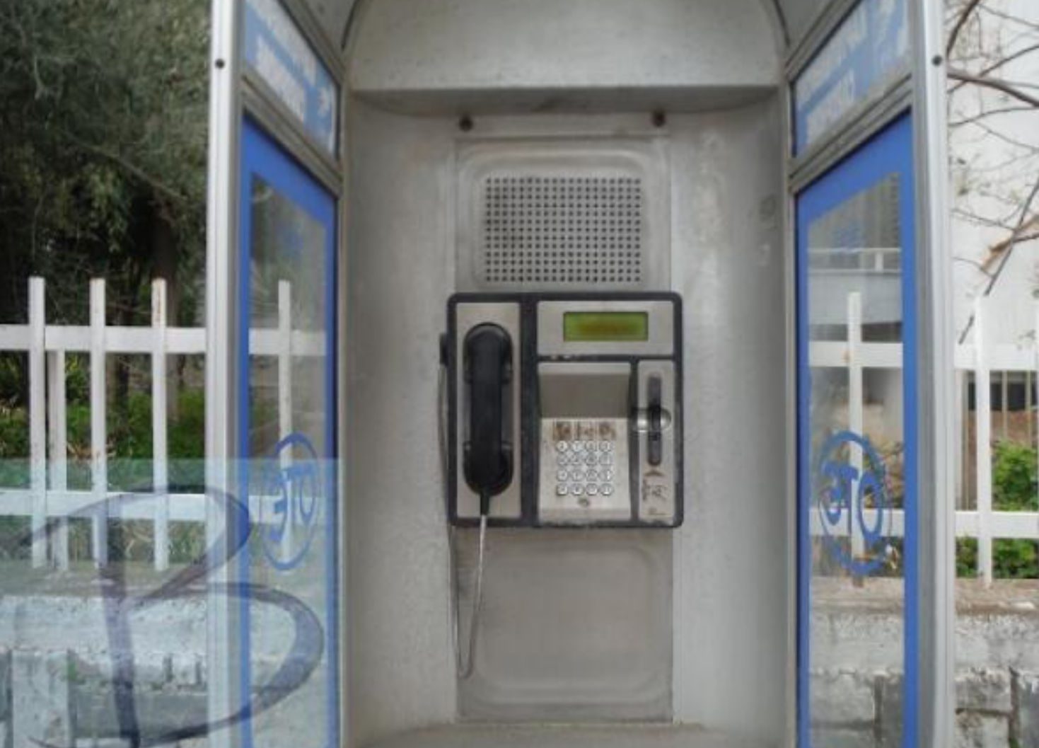 Σε αυτόν τον δήμο της Εύβοιας ξήλωσαν καρτοτηλέφωνα