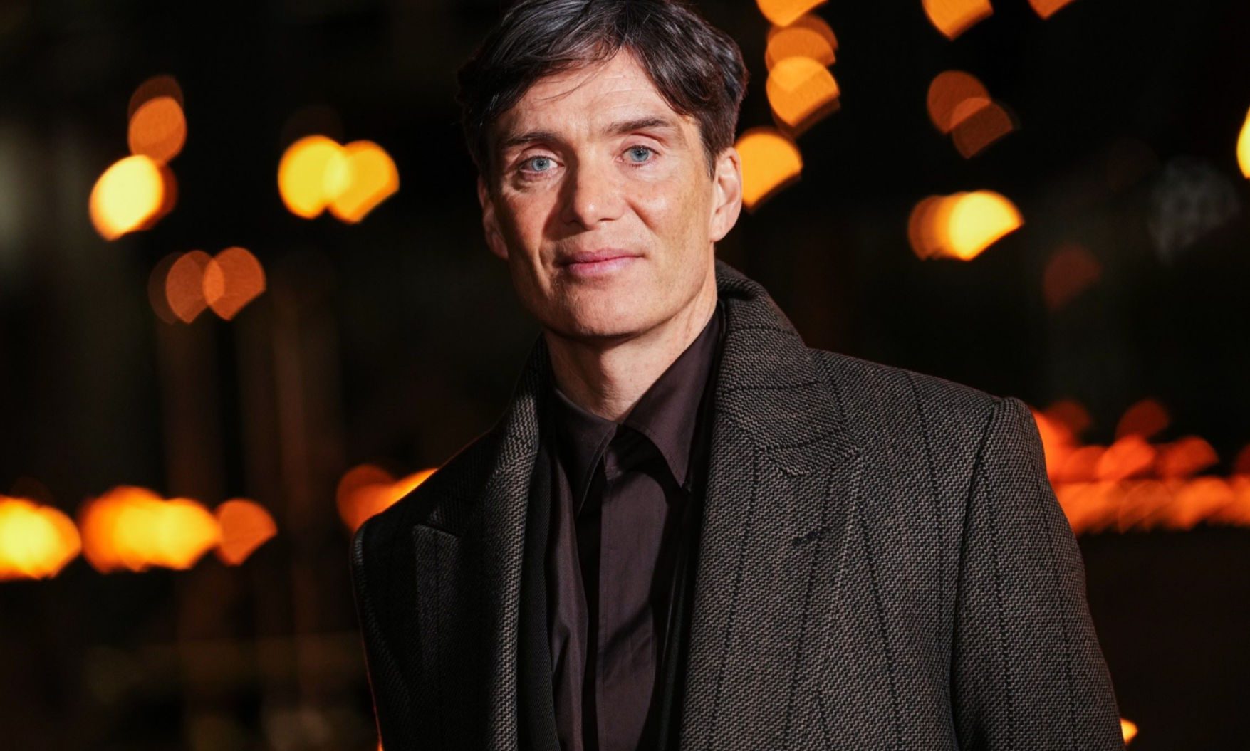 Μετά τον Μπραντ Πιτ, και ο Κίλιαν Μέρφι στην Ελλάδα: Το καπνεργοστάσιο της Λενόρμαν μετατράπηκε σε φυλακή για χάρη του