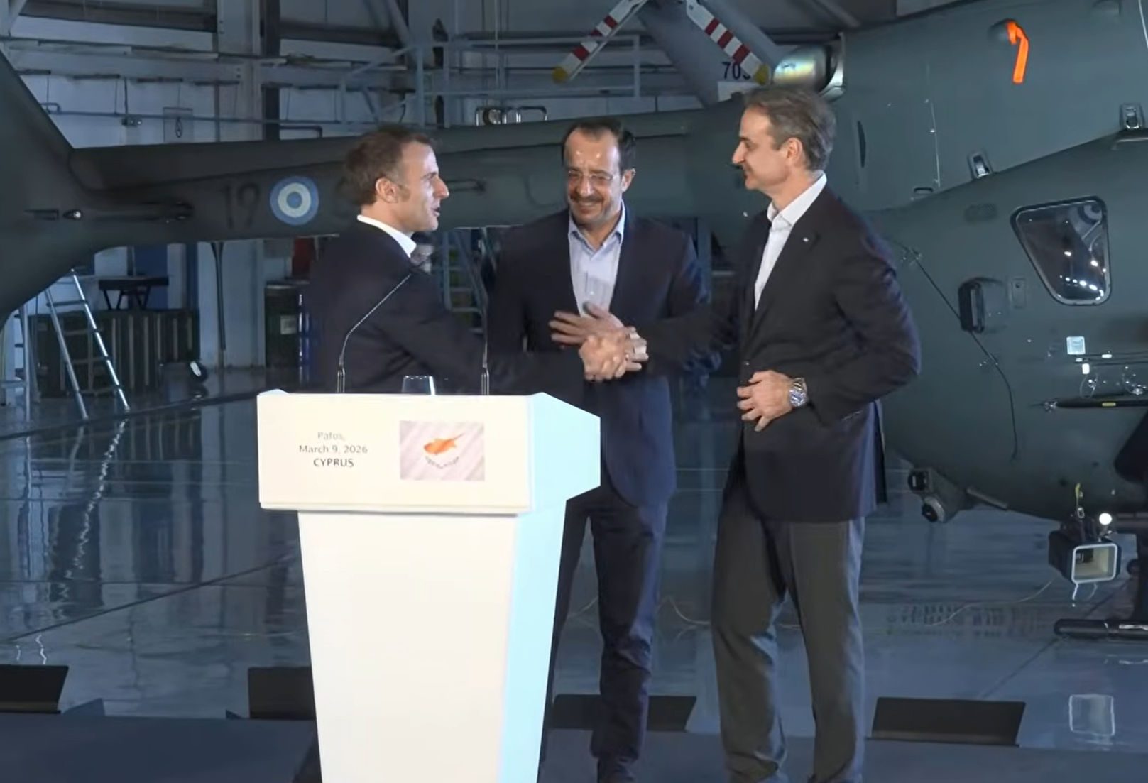 Μητσοτάκης: Η Κύπρος δεν θα είναι ποτέ μόνη -Μακρόν: Κάθε επίθεση στην Κύπρο είναι επίθεση στην Ευρώπη