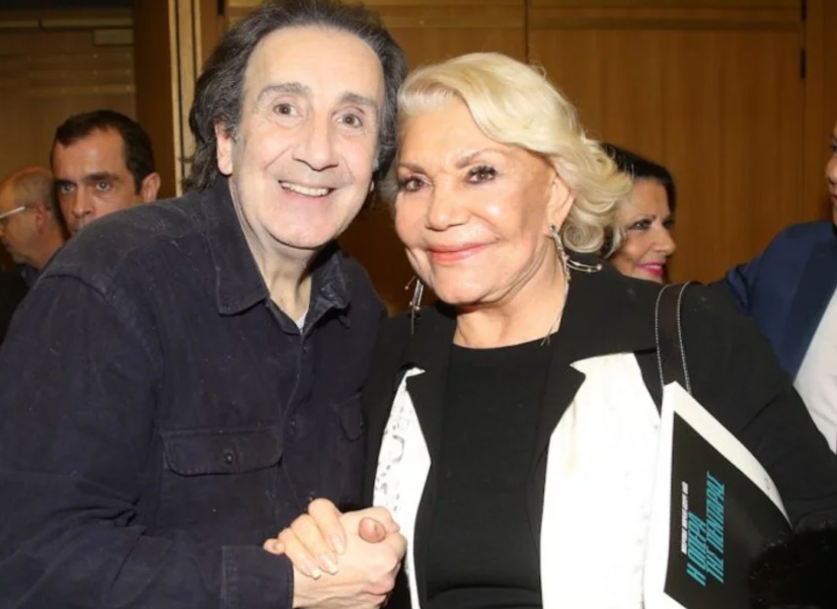 Αποκάλυψη για Μαρινέλλα: «Φορτώναμε το αυτοκίνητό της με τρόφιμα και τα μοιράζαμε»