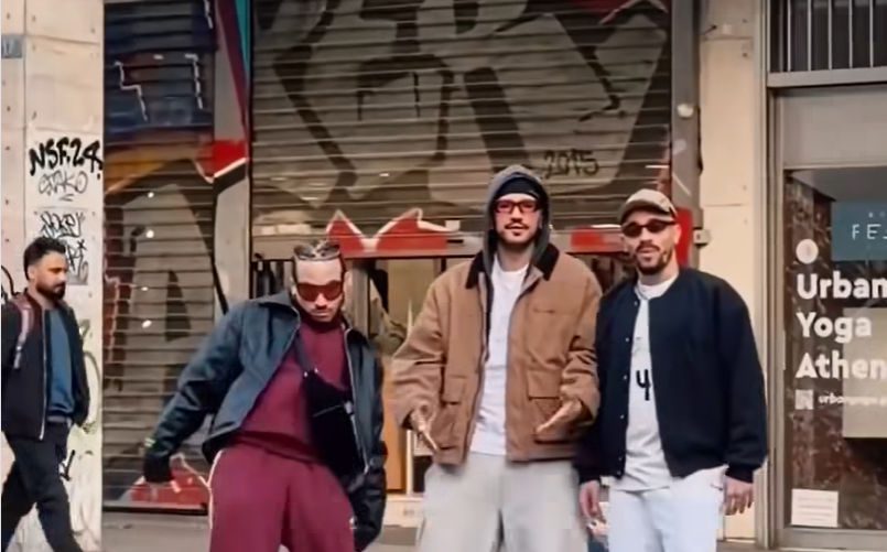 Βίντεο με τα… «άγρια επεισόδια» των οπαδών της Παρί στο κέντρο της Αθήνας