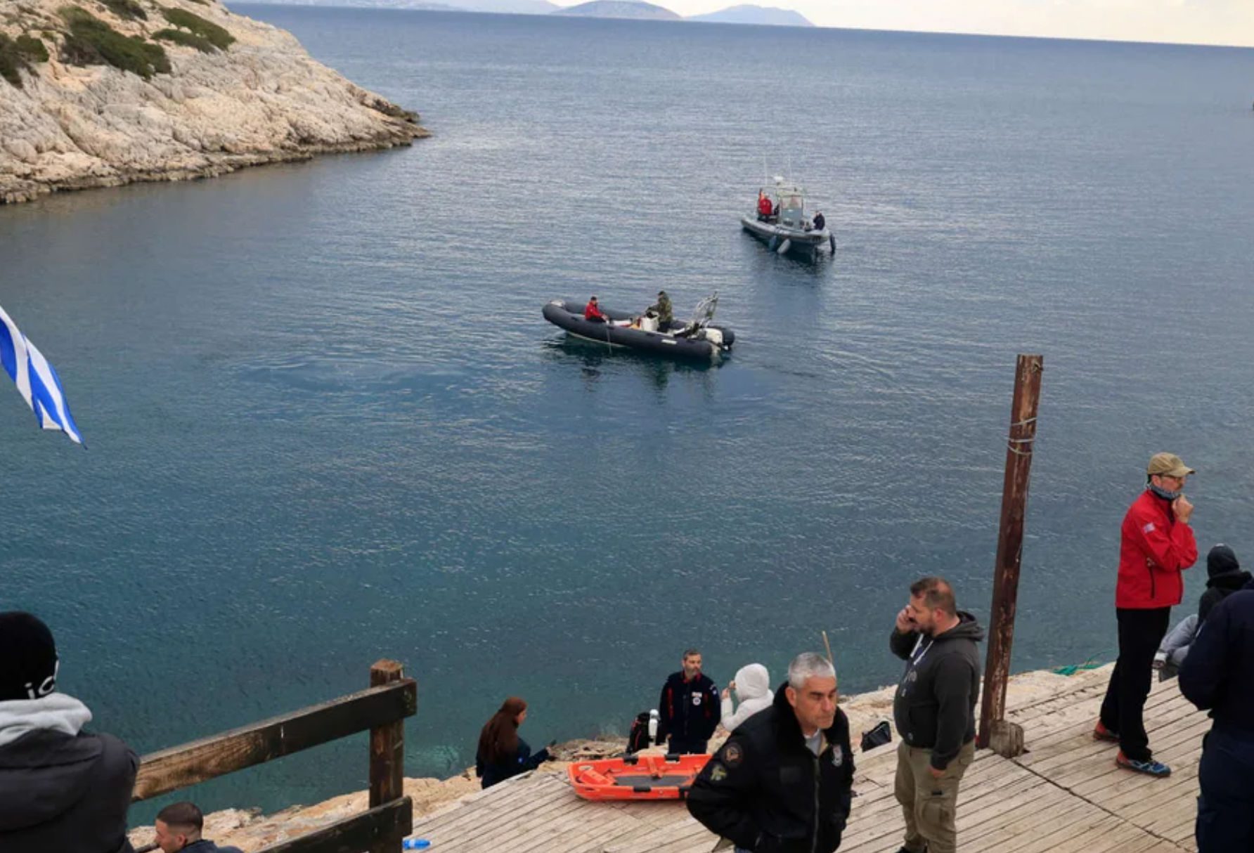 Βουλιαγμένη: «Τον τράβηξε μέσα το ρεύμα» – Τι λέει δύτης που βρήκε λείψανα αγνοούμενων του 1978