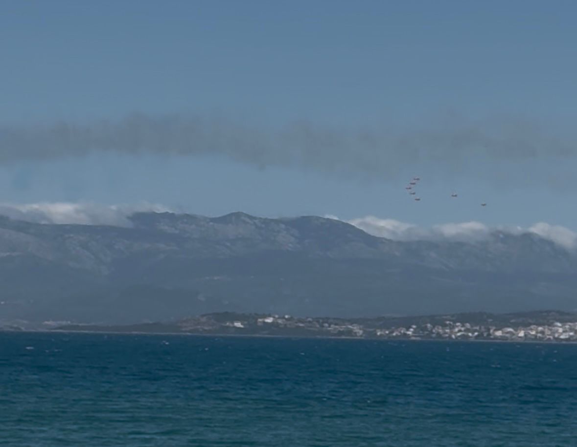 Γιατί πέταξαν μαχητικά αεροσκάφη πάνω από την Εύβοια σήμερα – Βίντεο