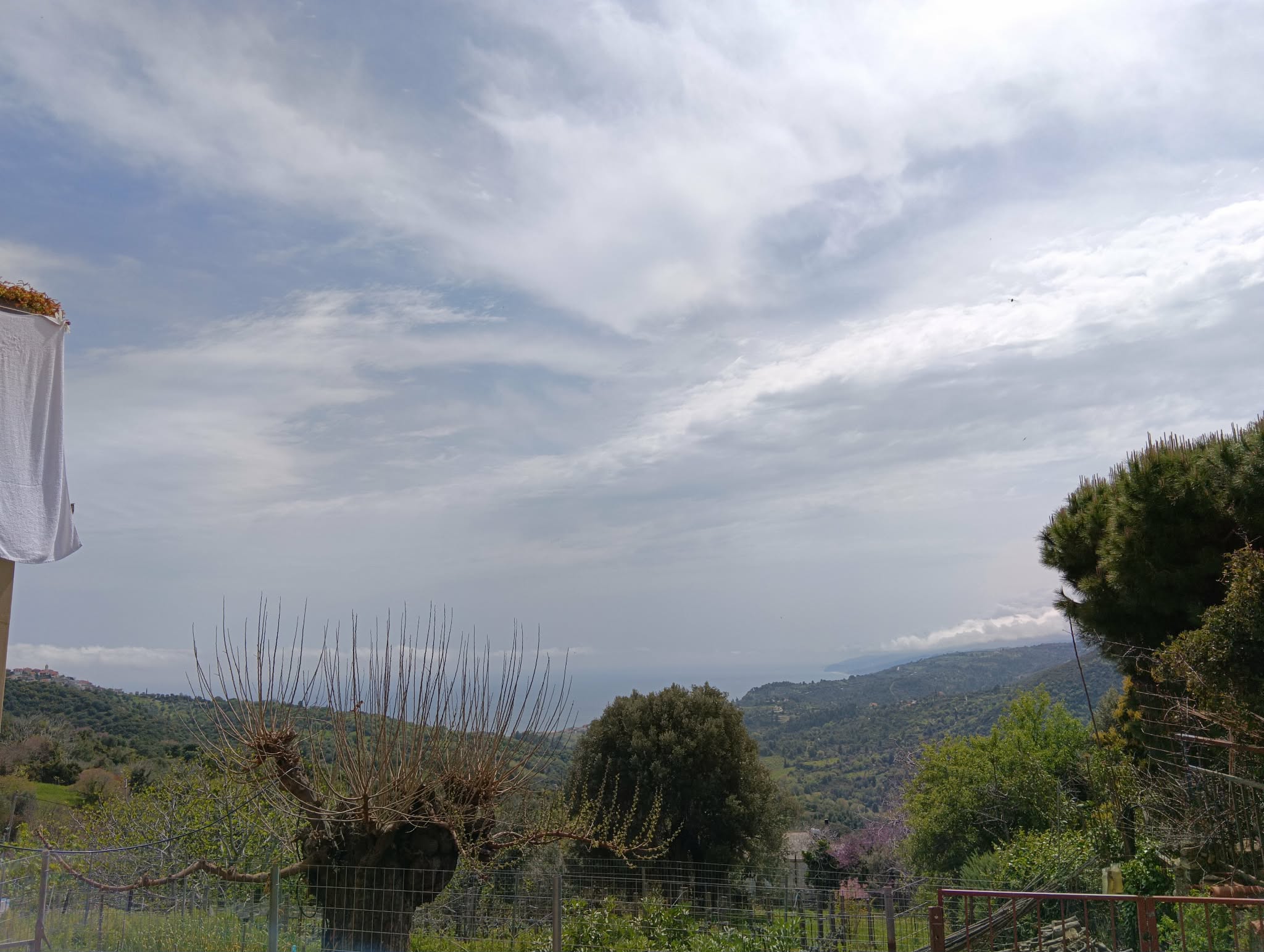 Καιρός: Αφρικανική σκόνη και τοπικές βροχές σήμερα στην Εύβοια