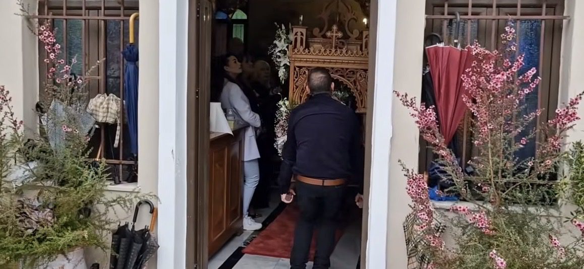 Σε αυτή την περιοχή της Εύβοια έγινε λιτανεία της εικόνας με βροχή – Βίντεο
