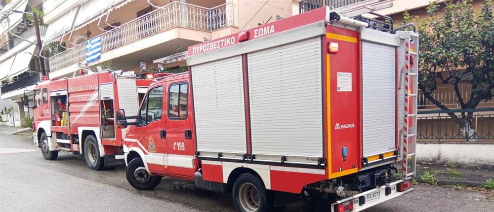 Φωτιά σε διαμέρισμα στο Αγρίνιο – Στο νοσοκομείο ηλικιωμένη