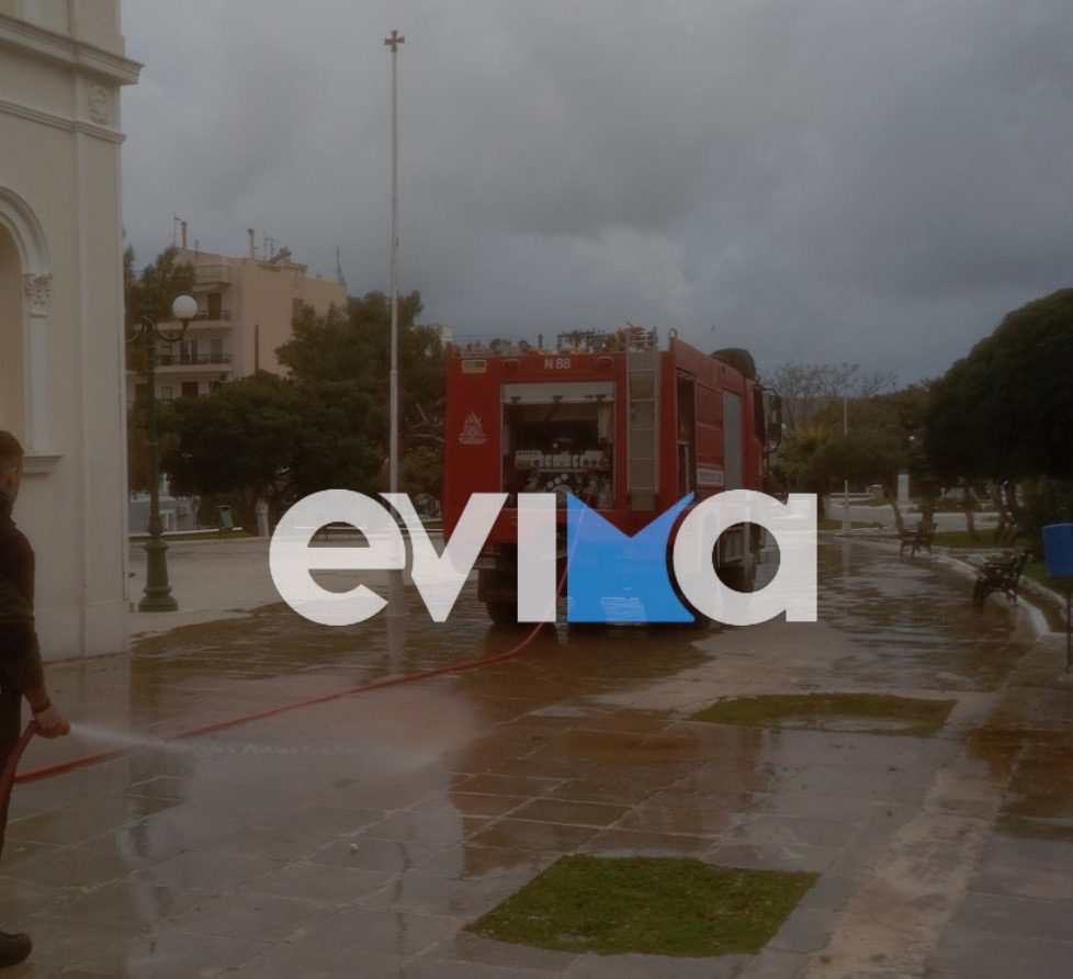 Ήρωες της καθημερινότητας στην Εύβοια! Πυροσβέστες έπλυναν εκκλησία – Δείτε που