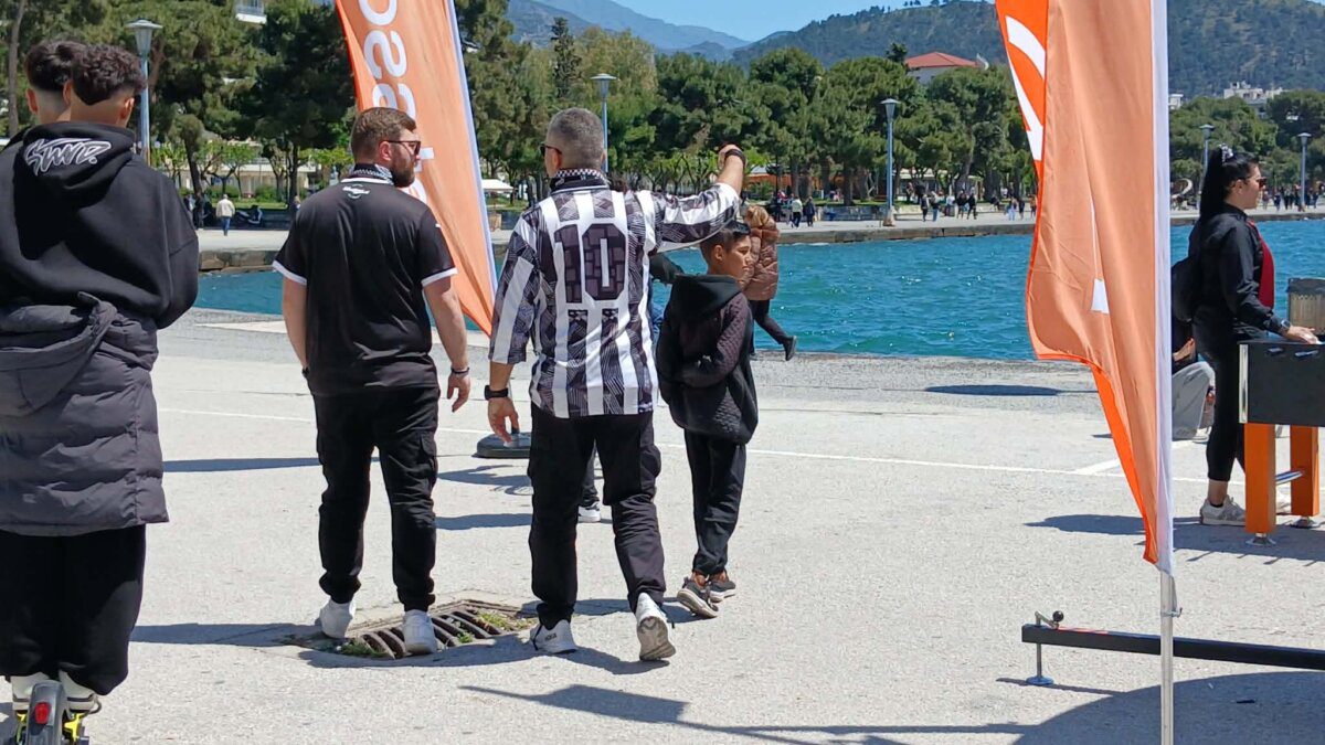 «Πλημμύρισε» ο Βόλος από φιλάθλους του ΠΑΟΚ και του ΟΦΗ – Δείτε εικόνες