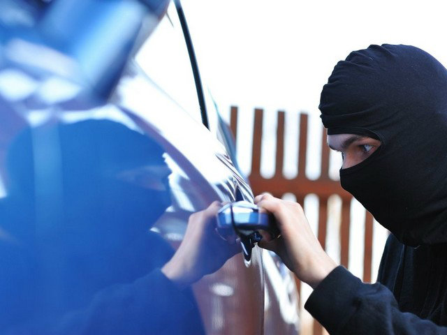 Σπείρα «χτυπά» αυτοκίνητα στην Εύβοια: Μεγάλη προσοχή σε αυτές τις περιοχές