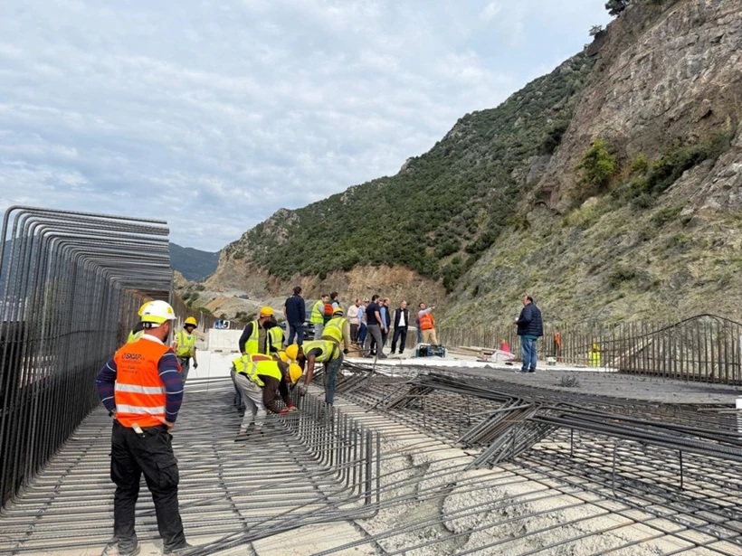 Νέα εποχή για την Εύβοια: Στο προσκήνιο οι υποδομές και η προστασία του νησιού