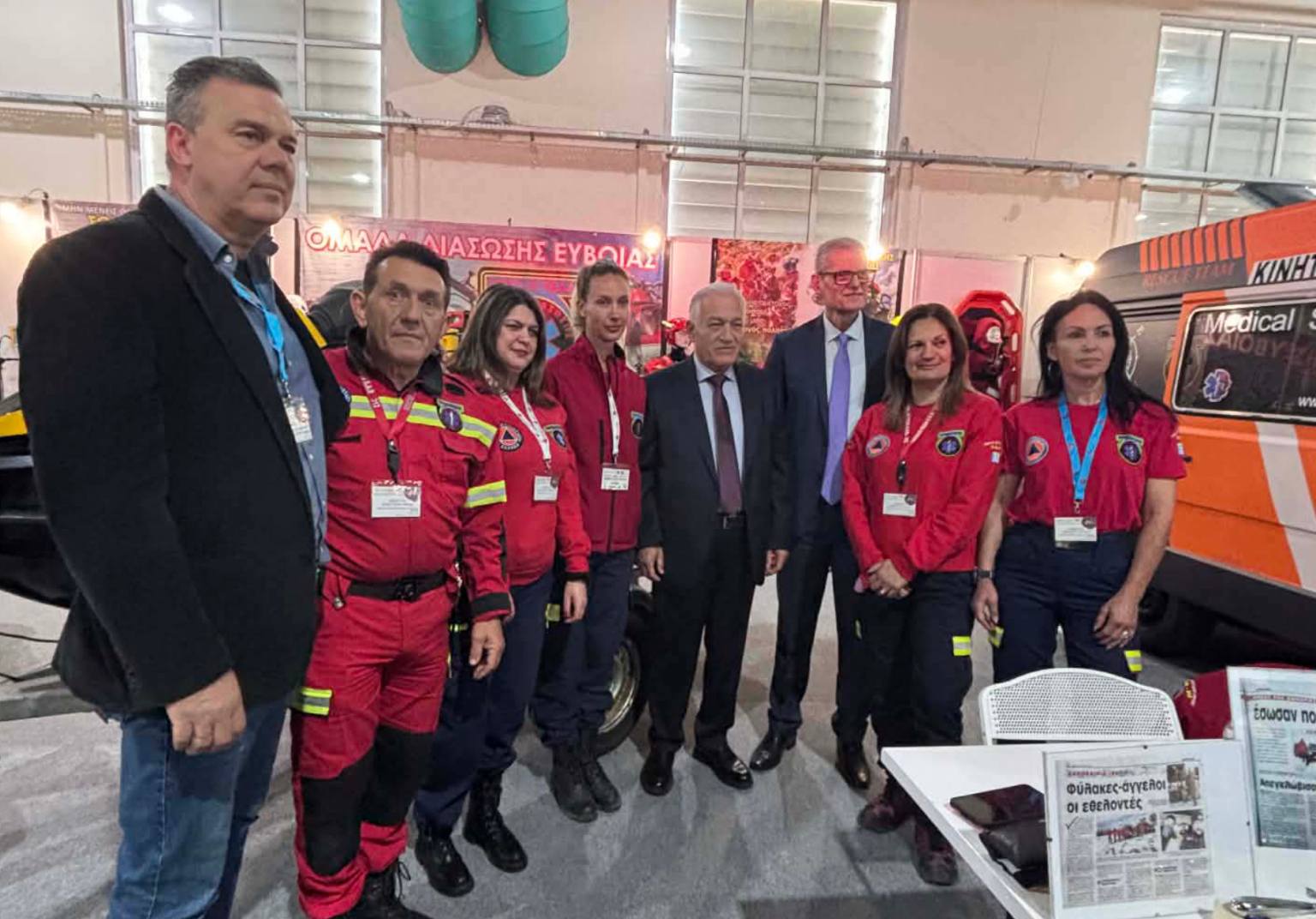 Στoυς εθελοντές της Ομάδας Διάσωσης Εύβοιας SAR 312, ο υπ. Πολιτικής Προστασίας