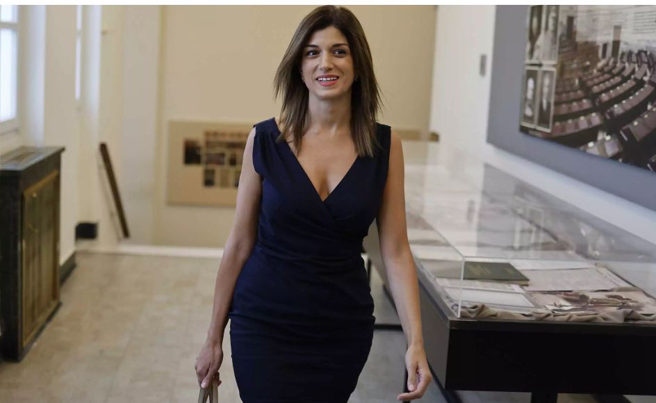 «Έχω χάσει την ακοή μου και πλέον διαβάζω τα χείλη»: Συγκλονίζει η Κατερίνα Νοτοπούλου