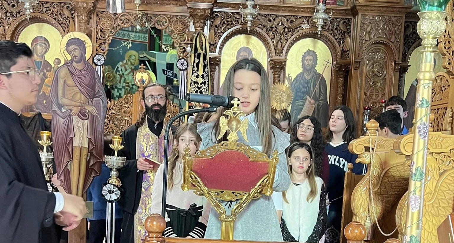 Συγκίνηση στην Εύβοια: Σε αυτή την εκκλησία έψαλαν παιδιά στο Ευχέλαιο