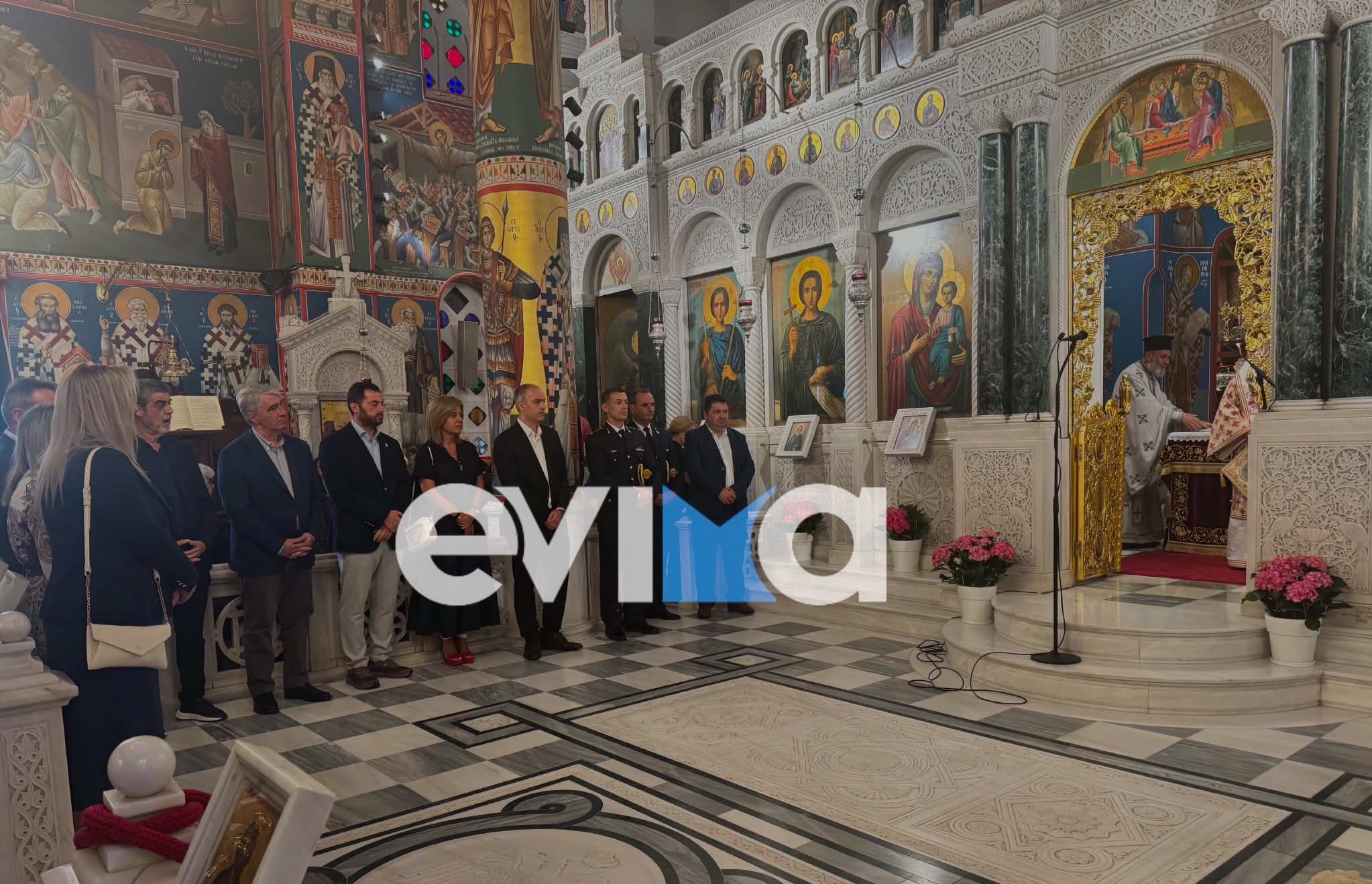 Συγκίνηση σήμερα στην Εύβοια! Σε λίγο τα εγκαίνια της ανακαινισμένης πλατείας του Ιερού προσκυνήματος του Οσίου Ιωάννη του Ρώσσου
