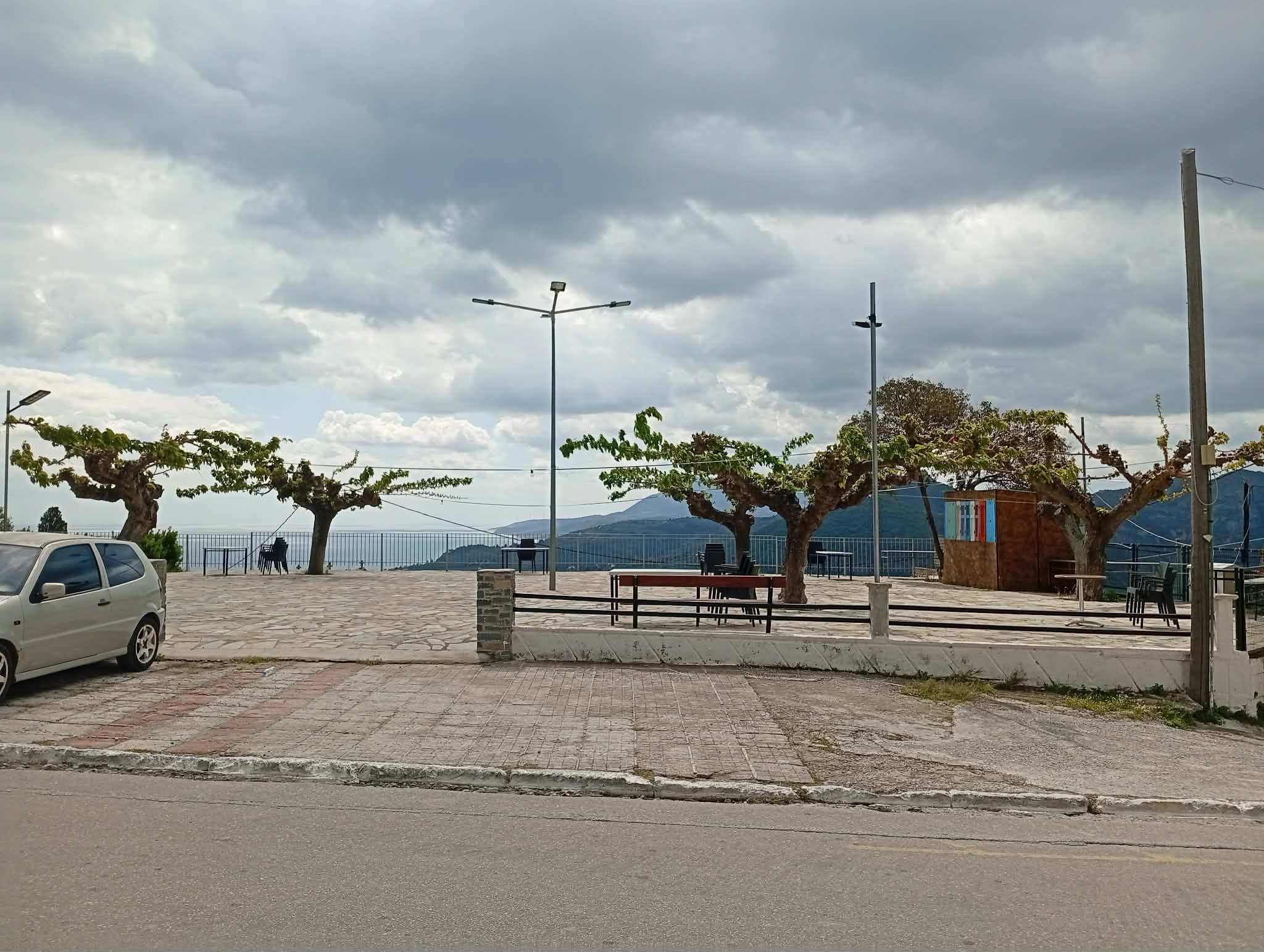 Καιρός: Μετά τα χιόνια στην Εύβοια λίγες βροχές και βελτίωση