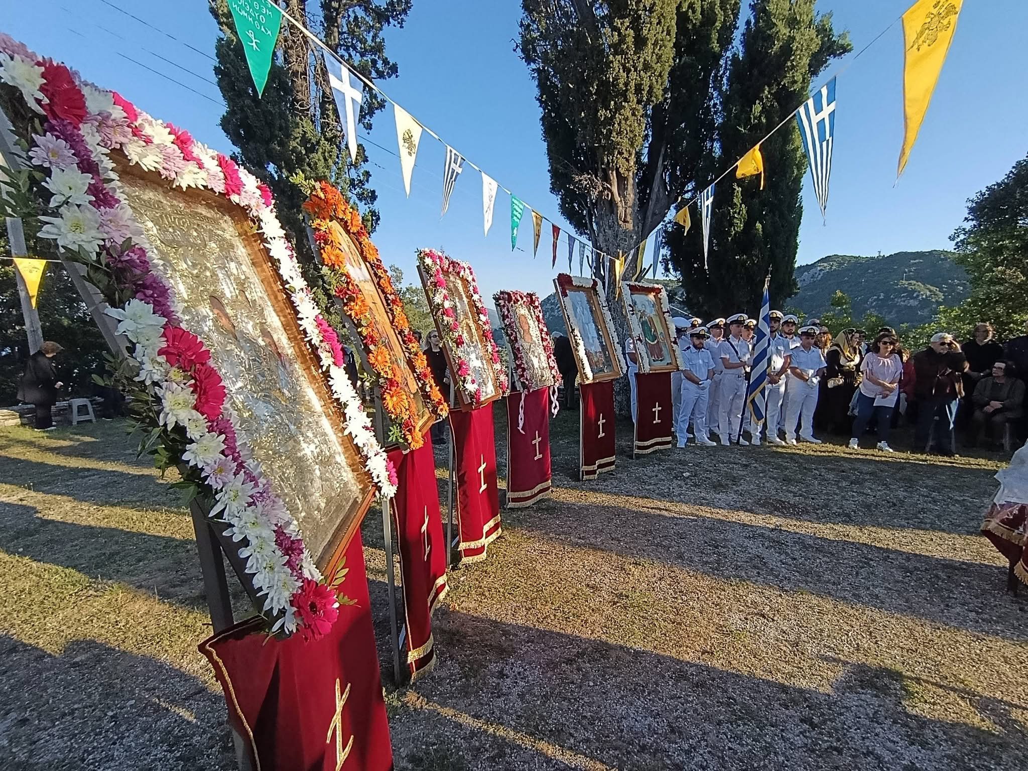 Ρίγη συγκίνησης στην Εύβοια: Πλοίαρχοι μετέφεραν θαυματουργή εικόνα