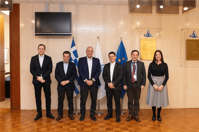 Μνημόνιο συνεργασίας της Embraer με την ΕΑΒ