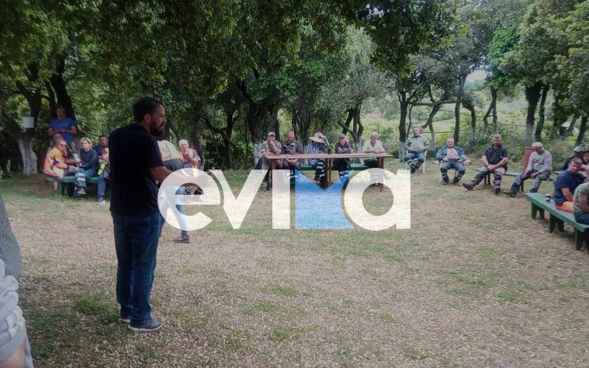 Εύβοια: Στα «κάγκελα» αγρότες, δασεργάτες και ρητινοκαλλιεργητές – Κατεβαίνουν σήμερα στην Αθήνα