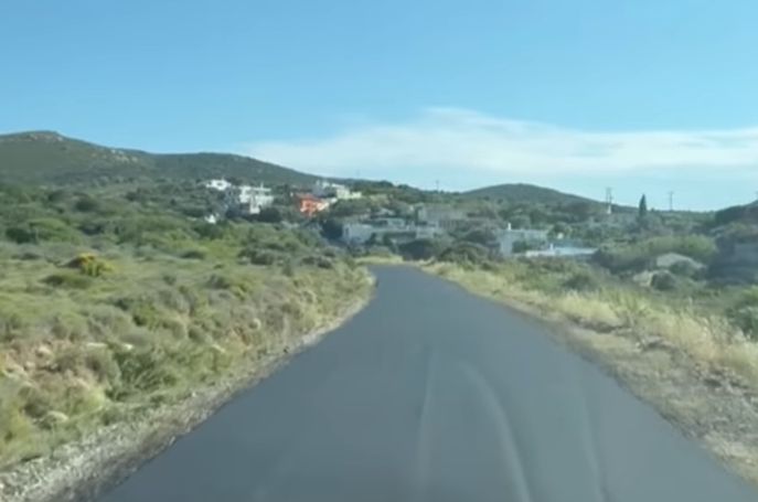 Φτιάχτηκε ο δρόμος που καταλήγει σε γραφική εκκλησία της Εύβοιας – Βίντεο