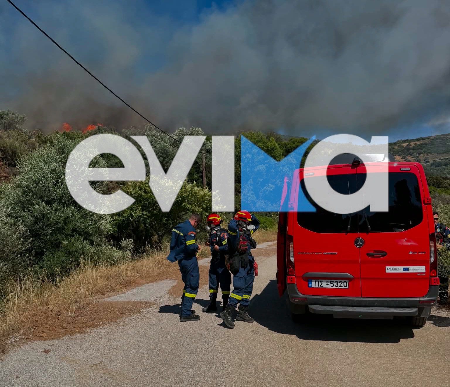 Μεγάλη φωτιά τώρα στην Εύβοια – Καίει δάσος