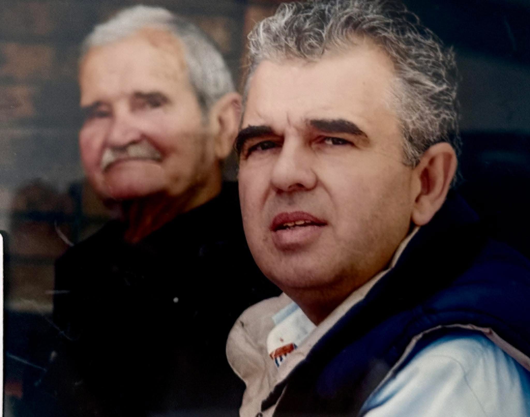 Συγκινητική ανάρτηση του Δήμαρχου Καρύστου για τη γιορτή του πατέρα