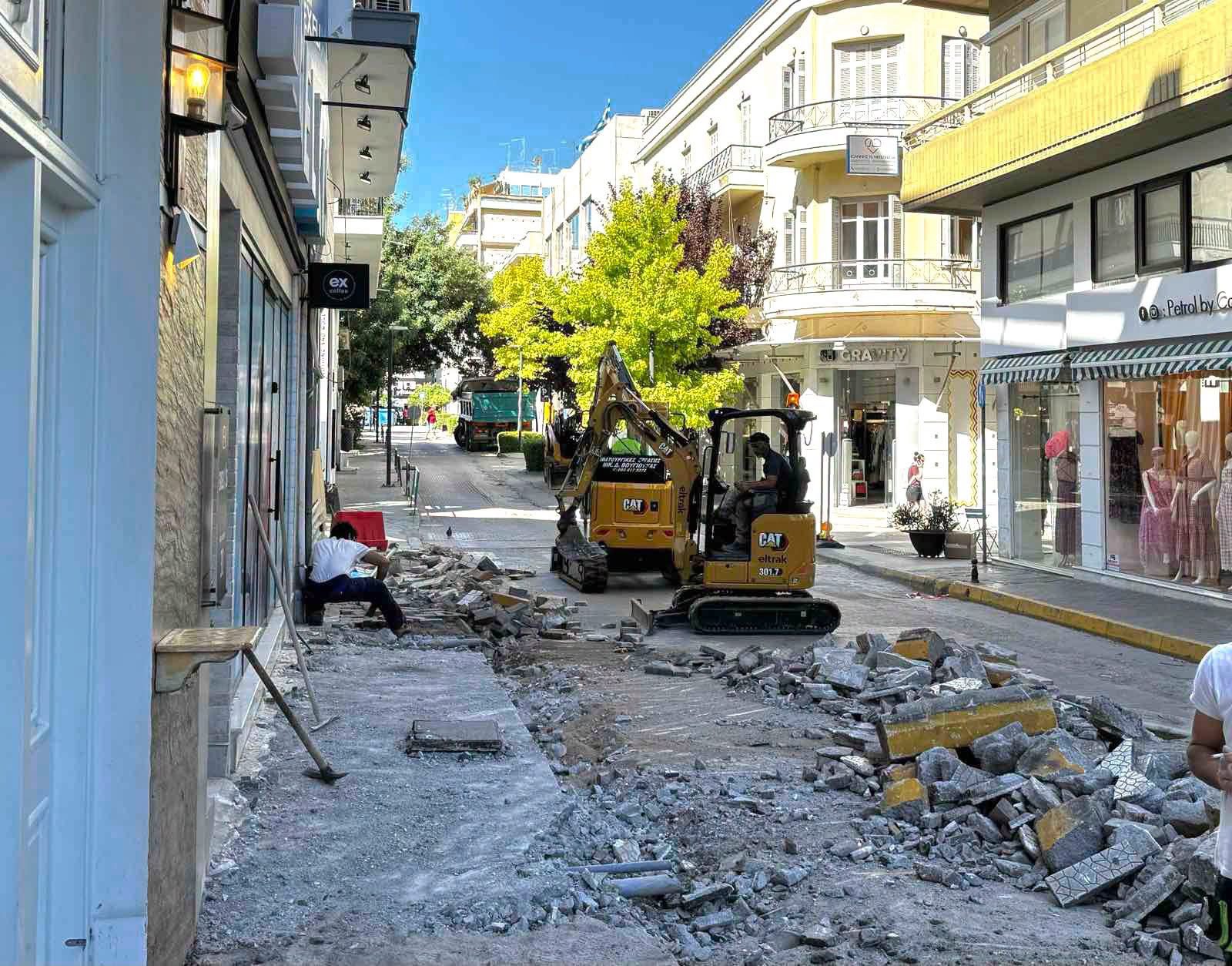 Έκλεισε κεντρικό δρόμος στην Εύβοια: Ξεκίνησαν σήμερα τα έργα