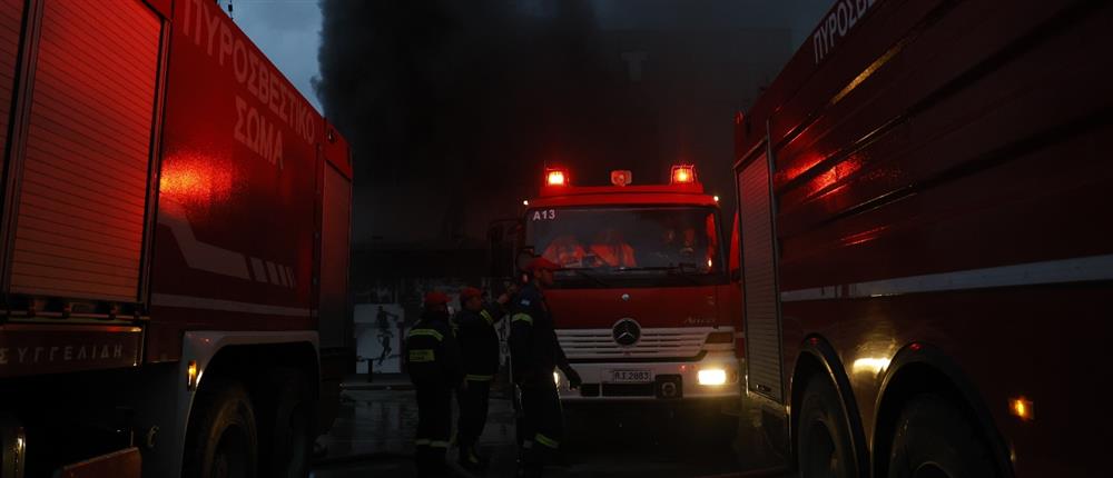 Μαρούσι: Εμπρηστική επίθεση σε αυτοκίνητα της Περιφέρειας Αττικής