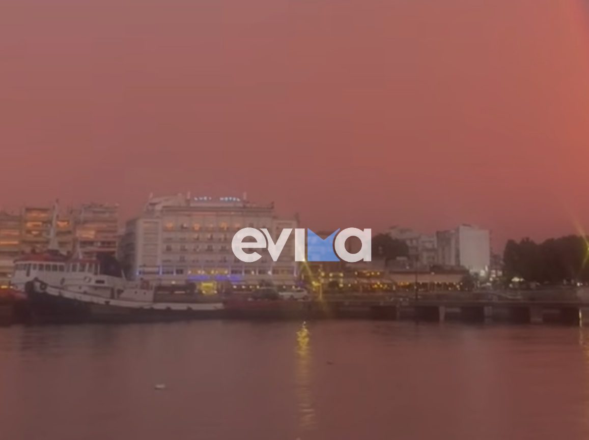 Δύσκολη νύχτα στην Εύβοια: Η κακοκαιρία «χτυπάει» το νησί με χιλιάδες κεραυνούς