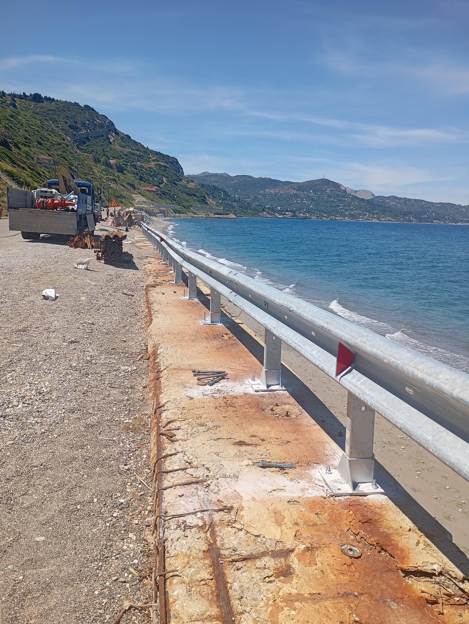 Ξεκίνησαν έργα σε επικίνδυνα σημεία του οδικού δικτύου στην Εύβοια