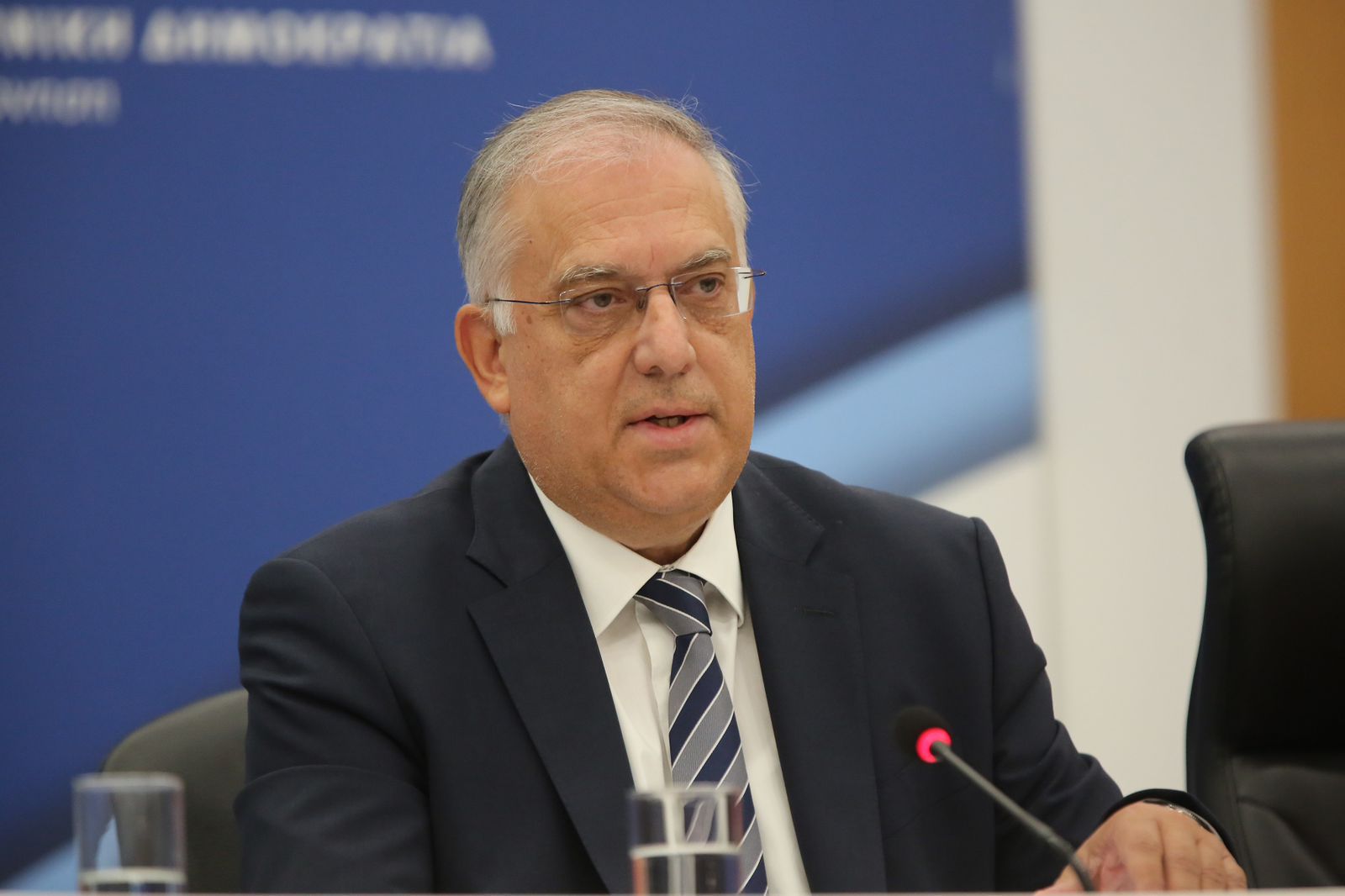Τάκης Θεοδωρικάκος: “Σε εξέλιξη οι συζητήσεις με τη βιομηχανία τροφίμων και τα σούπερ μάρκετ για μειώσεις τιμών