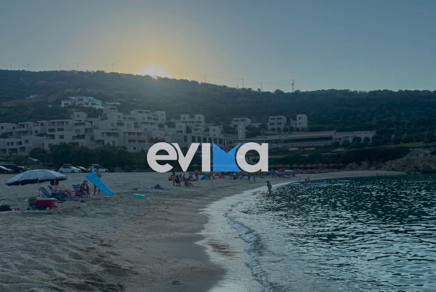 Οι παραλίες της Εύβοιας γεμίζουν – Ο Χερόμυλος δίνει το σύνθημα του καλοκαιριού