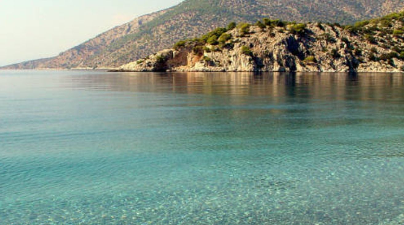 Απαγόρευση κολύμβησης σε αυτές τις ακτές της Αττικής – Αναλυτικά οι περιοχές