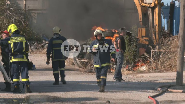 Μεγάλη φωτιά στον Ασπρόπυργο: Έξι τραυματίες, οι δύο διασωληνωμένοι, εργοστάσιο κάηκε ολοσχερώς
