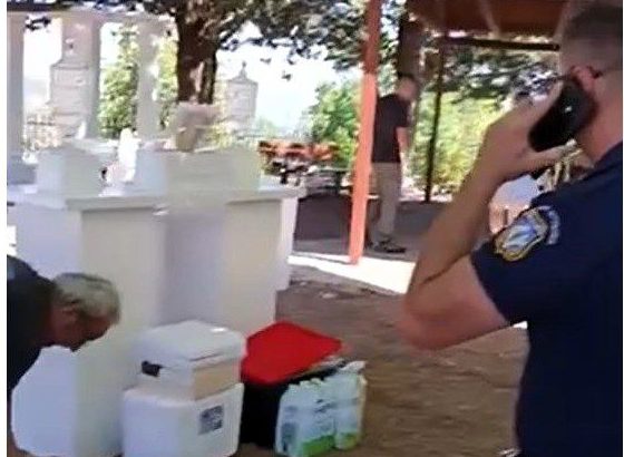 Καβγάς σε προαύλιο εκκλησίας στην Καρδίτσα: Καταγγελία ότι ιερέας γρονθοκόπησε πρόεδρο κοινότητας